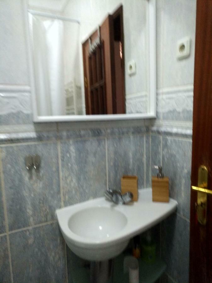 Watching Ciro Apartment Lisboa Екстериор снимка