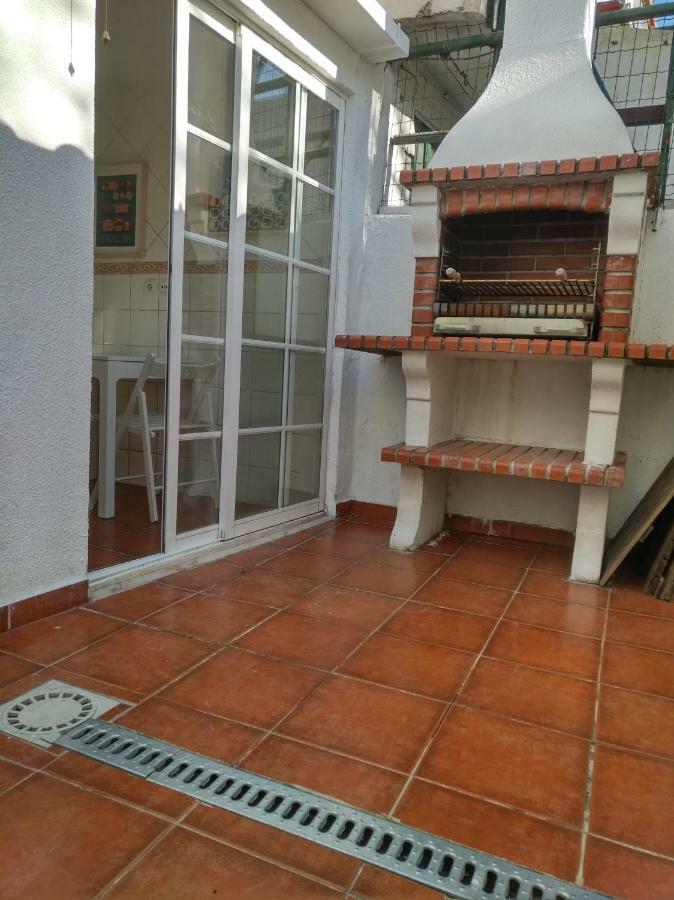 Watching Ciro Apartment Lisboa Екстериор снимка
